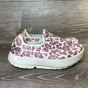 NWT Oofos Oomg Eezee Women’s Size 5 Rose Leopard Slip On Comfort Shoes